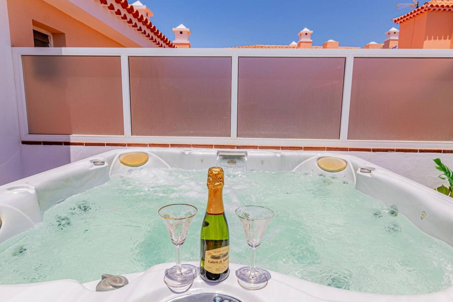 Penthouse Apt With Jacuzzi By Dream Homes Tenerife ปัวร์โตเดซานตีอาโก ภายนอก รูปภาพ